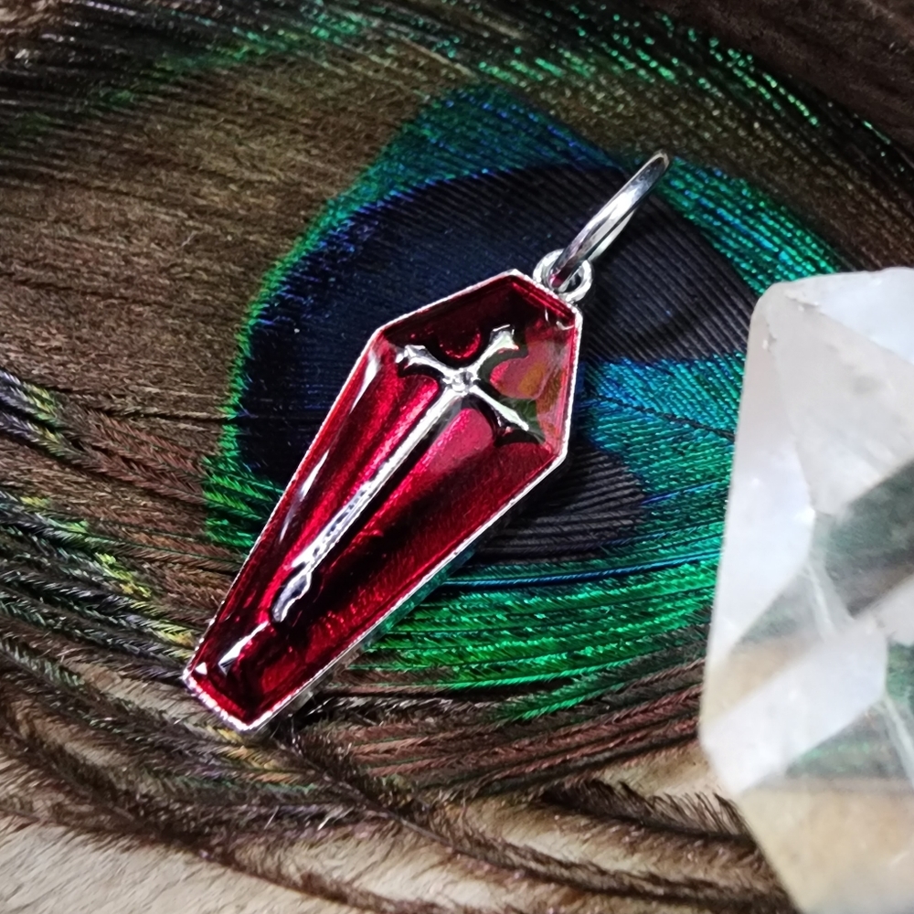 Vampire Coffin Pendant Blood Red Gothic Crucifix Necklace Pendant Vampyre Horror
